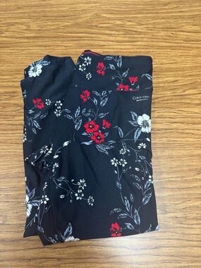 Calvin Klein Black Floral Performance Leggings with Red Accents